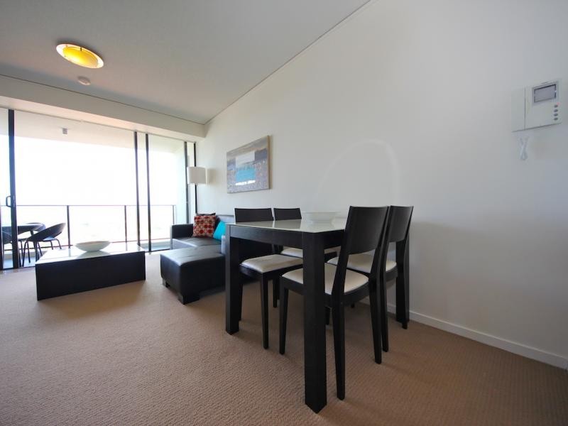 22 Sierra Grand, Surf Parade, Broadbeach QLD 4218