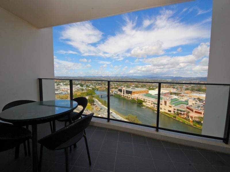 22 Sierra Grand, Surf Parade, Broadbeach QLD 4218