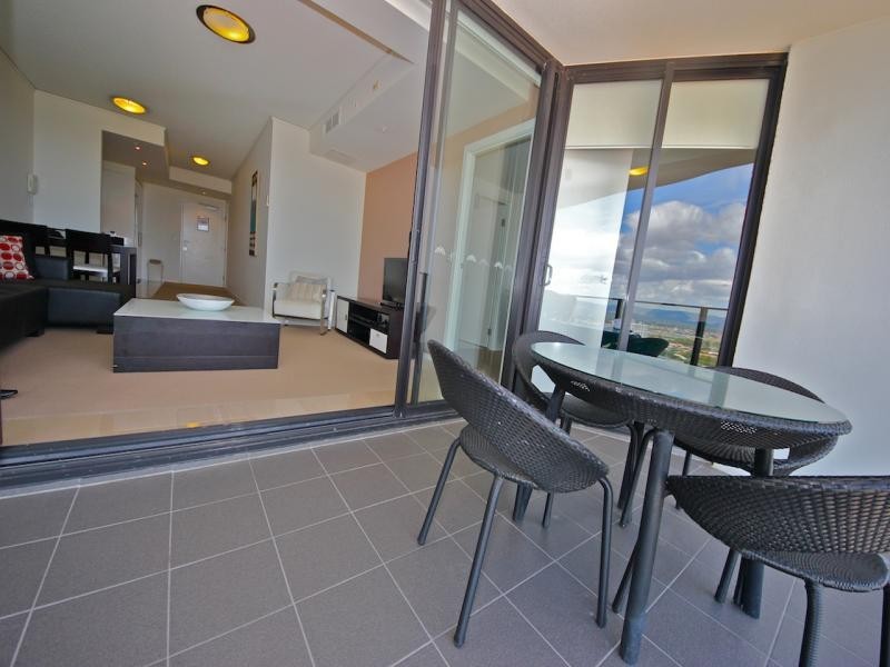 22 Sierra Grand, Surf Parade, Broadbeach QLD 4218