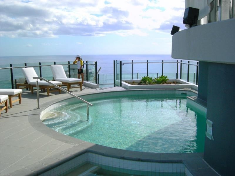 04/89 THE WAVE, 89 Surf Parade, Broadbeach QLD 4218