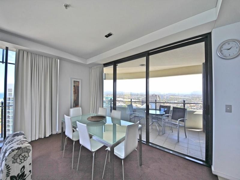 04/89 THE WAVE, 89 Surf Parade, Broadbeach QLD 4218