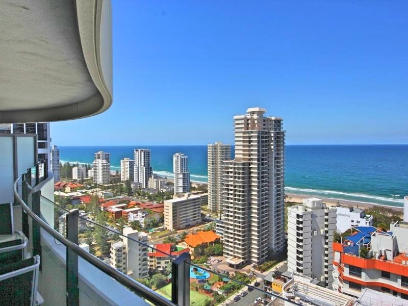 04/89 THE WAVE, 89 Surf Parade, Broadbeach QLD 4218
