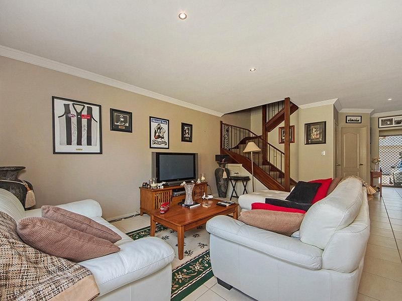 55 Paradise Springs Avenue, Robina QLD 4226