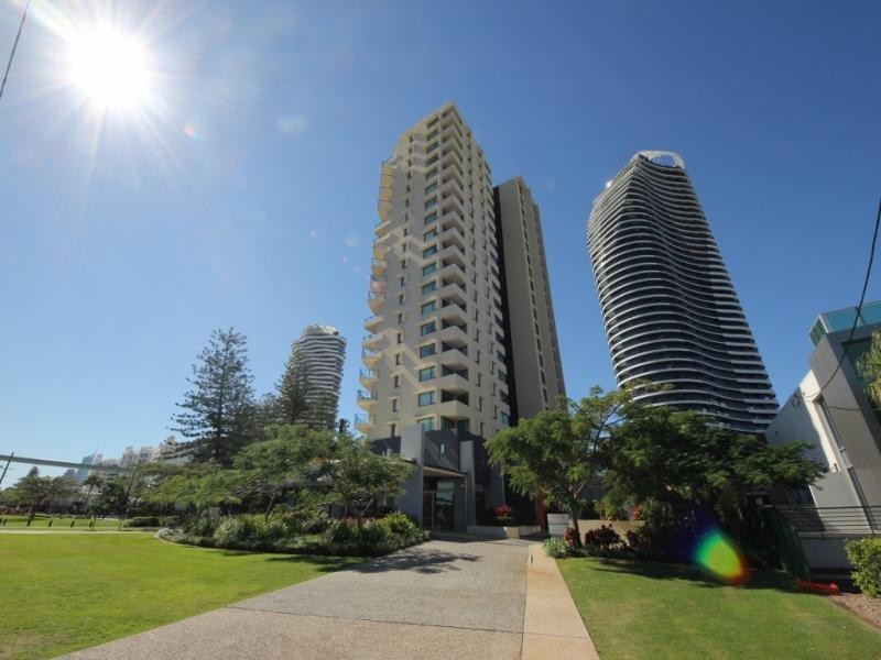 2685 GOLD COAST HIGHWAY, Broadbeach QLD 4218