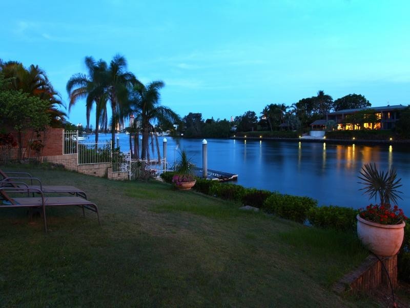 Lot 2, 3 La Spezia, Court, Isle Of Capri QLD 4217