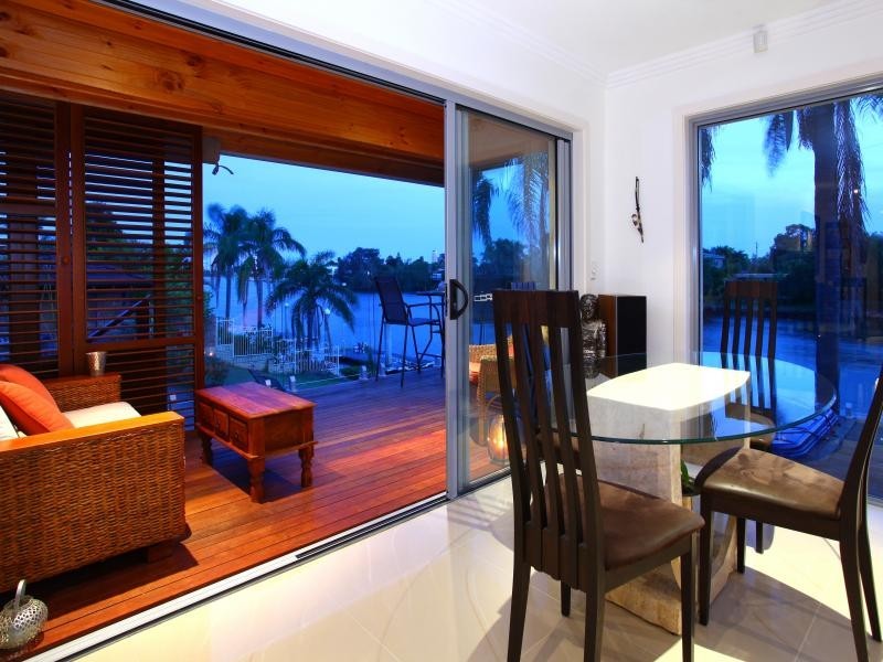 3 La Spezia, Court, Isle Of Capri QLD 4217