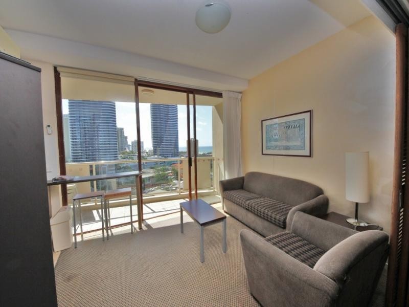 42 Surf Parade, Broadbeach QLD 4218