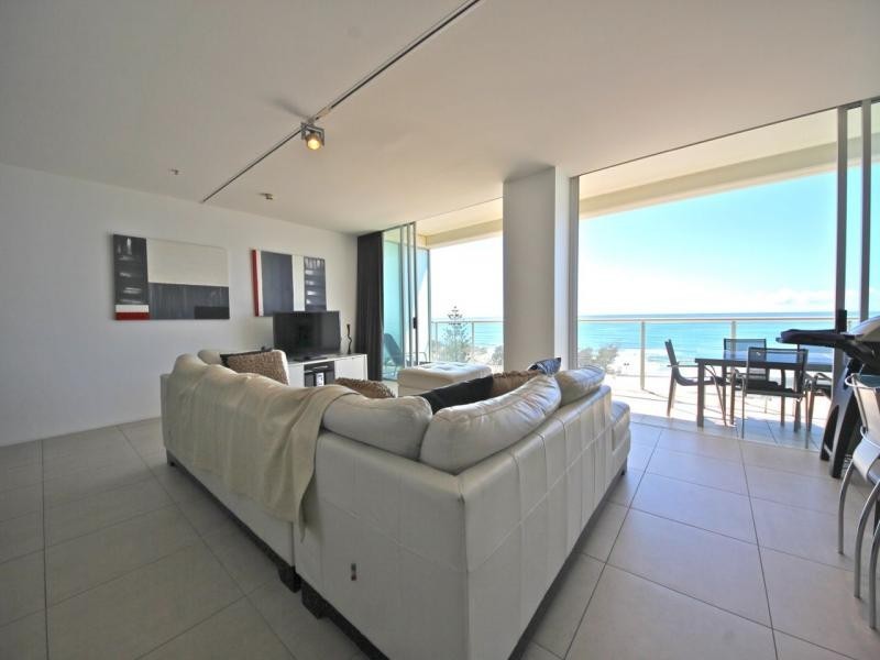 159 Old Burleigh Road, Broadbeach QLD 4218