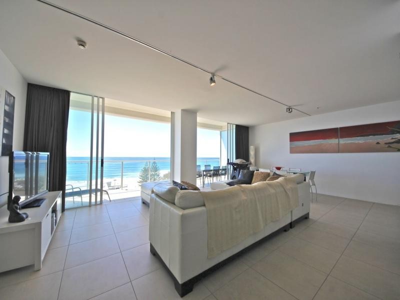 159 Old Burleigh Road, Broadbeach QLD 4218