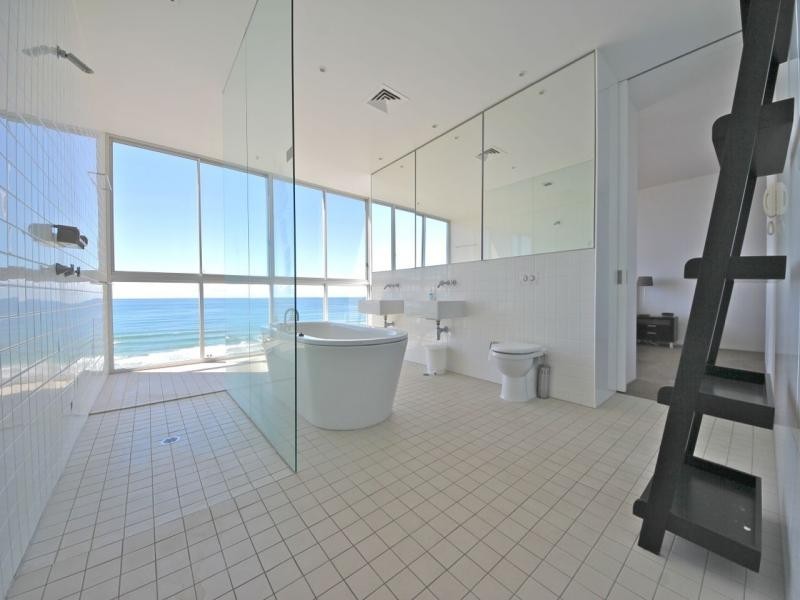 159 Old Burleigh Road, Broadbeach QLD 4218