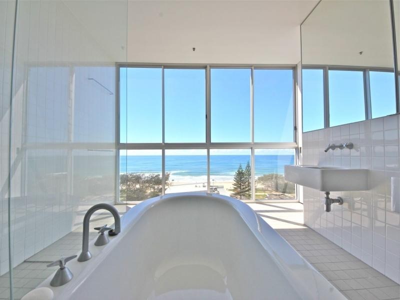 159 Old Burleigh Road, Broadbeach QLD 4218
