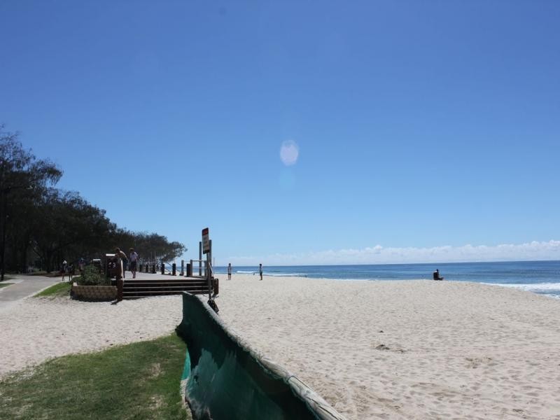 159 Old Burleigh Road, Broadbeach QLD 4218