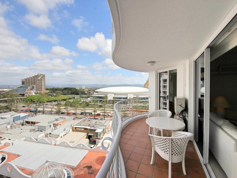 24 Queensland Ave ‘Phoenician’, Broadbeach QLD 4218