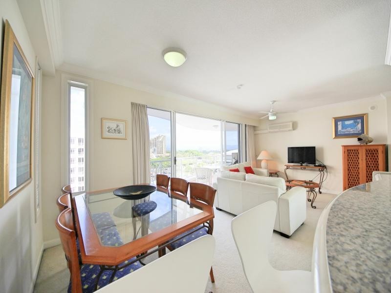 24 Queensland Ave ‘Phoenician’, Broadbeach QLD 4218