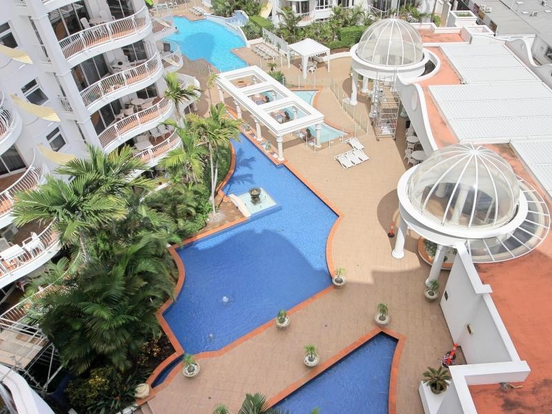 24 Queensland Ave ‘Phoenician’, Broadbeach QLD 4218