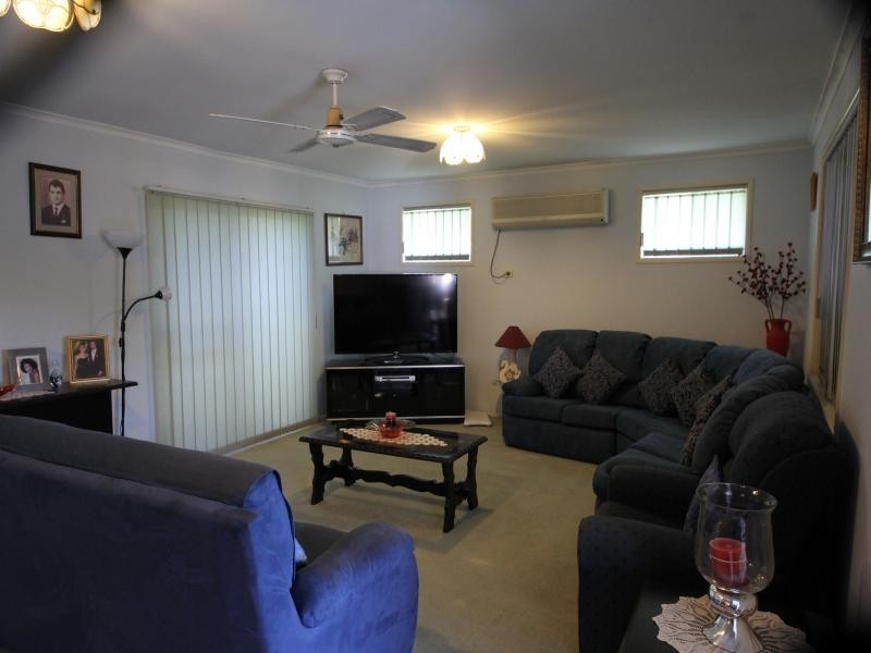 47 Bermuda St, Broadbeach Waters QLD 4218