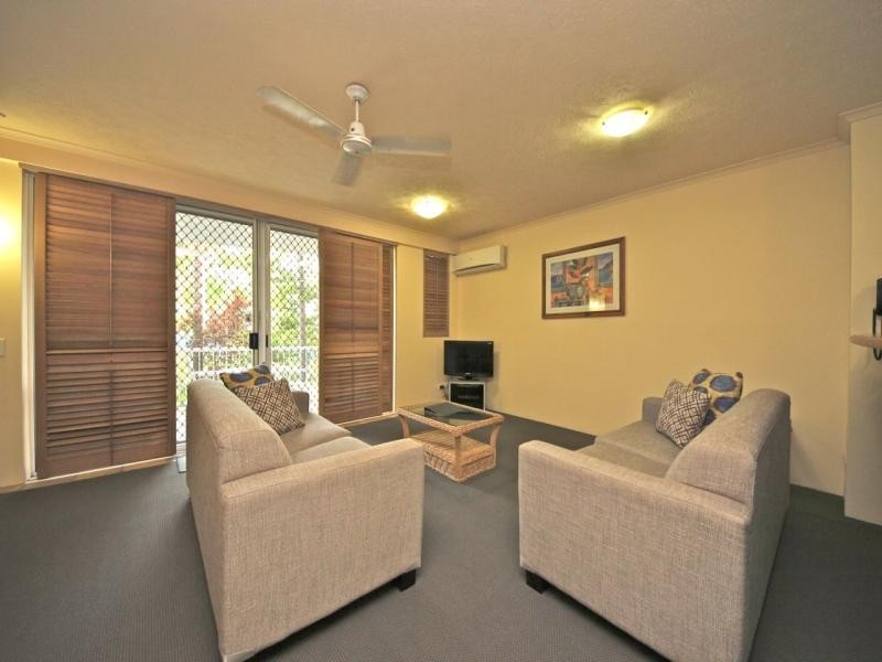 72/10-16 Alexandra Avenue, Broadbeach QLD 4218