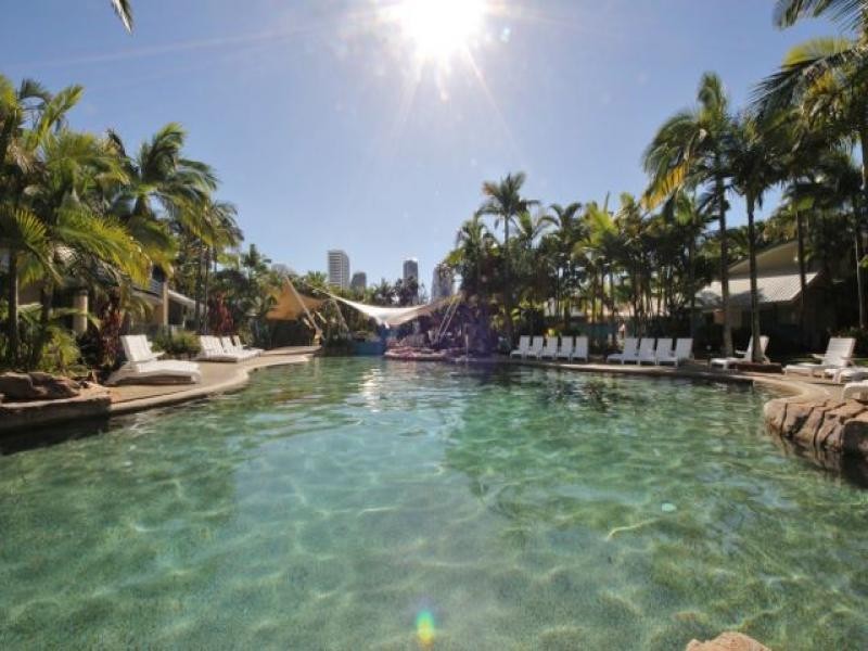 72/10-16 Alexandra Avenue, Broadbeach QLD 4218