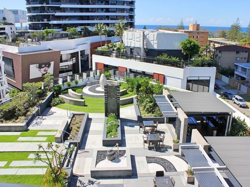 4 Oracle, Charles Ave, Broadbeach QLD 4218