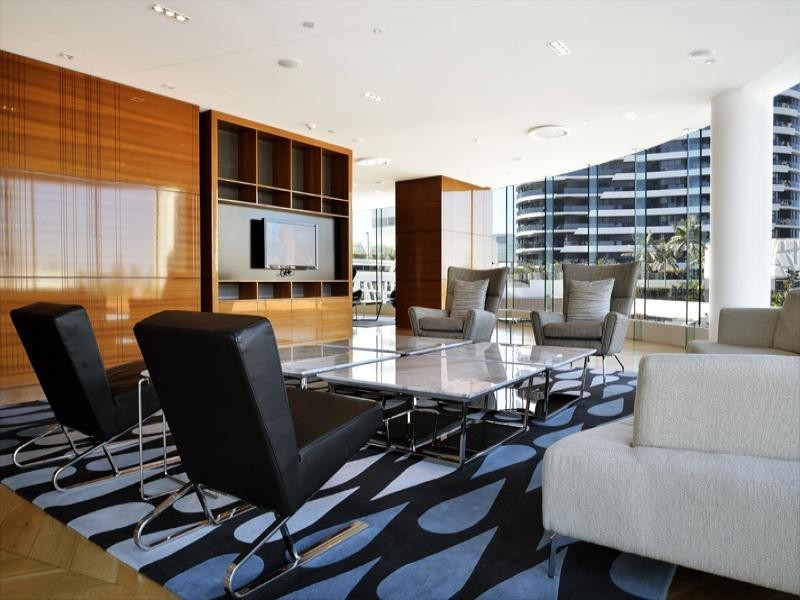 4 Oracle, Charles Ave, Broadbeach QLD 4218