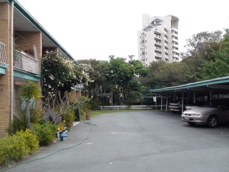 15 George Avenue, Broadbeach QLD 4218