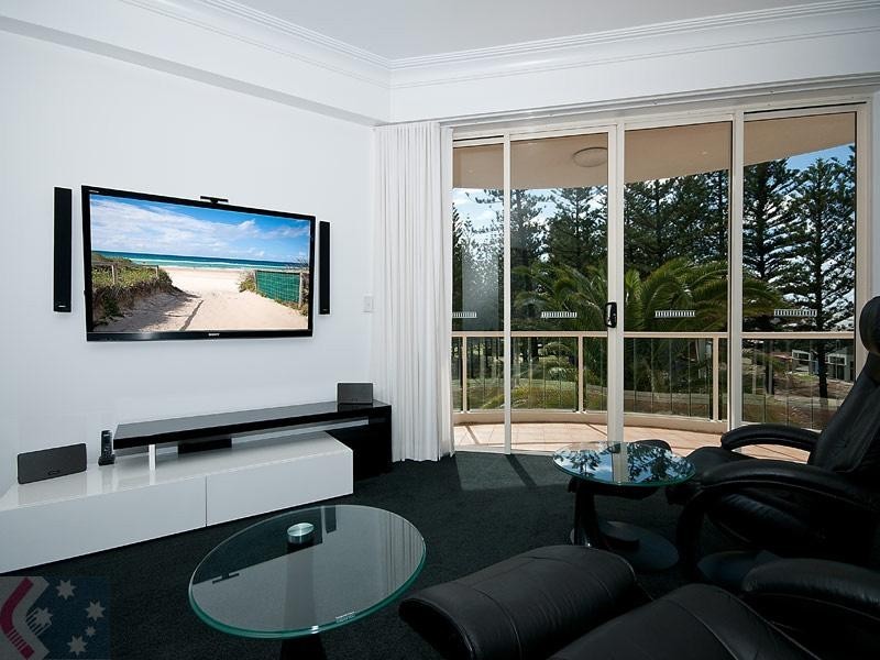 106 Old Burleigh Road, Broadbeach QLD 4218