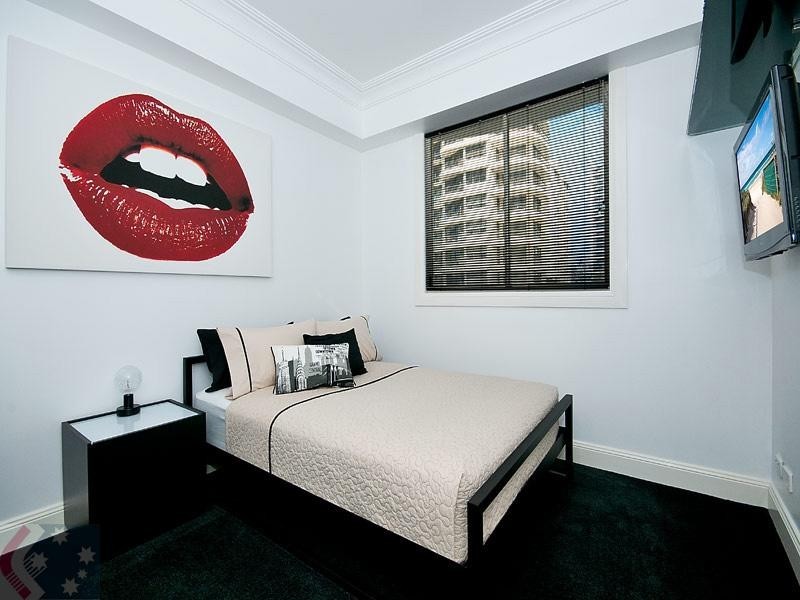 106 Old Burleigh Road, Broadbeach QLD 4218