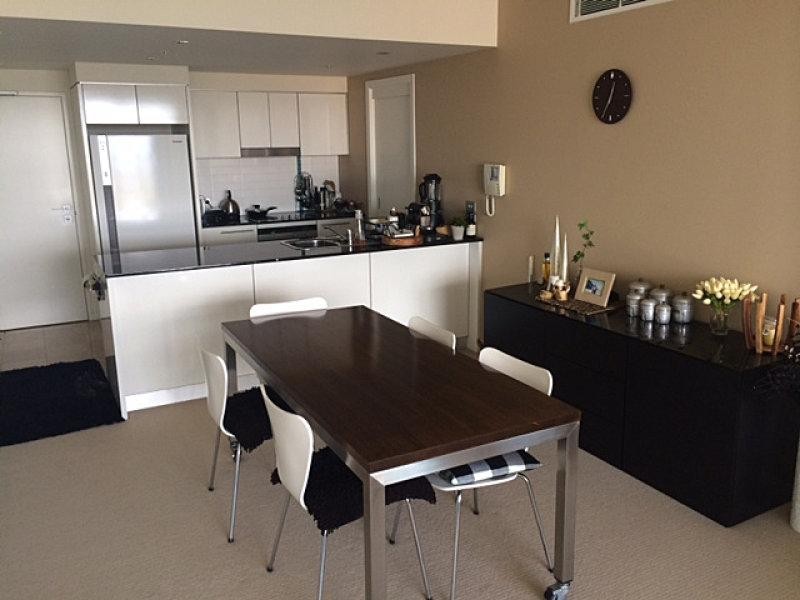 22 Sierra Grand, Surf Parade, Broadbeach QLD 4218