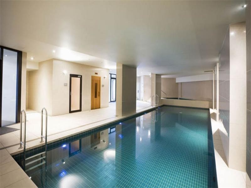 22 Sierra Grand, Surf Parade, Broadbeach QLD 4218