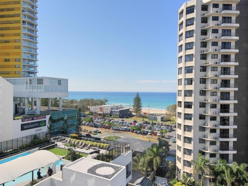 705/1 Oracle Blvd, Broadbeach QLD 4218