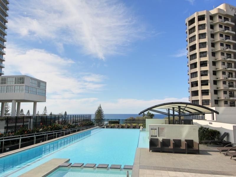 4 Oracle, Charles Ave, Broadbeach QLD 4218