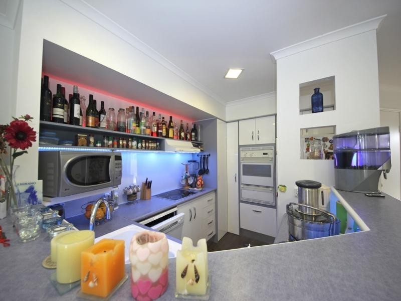16 Crescent Avenue, Mermaid Beach QLD 4218