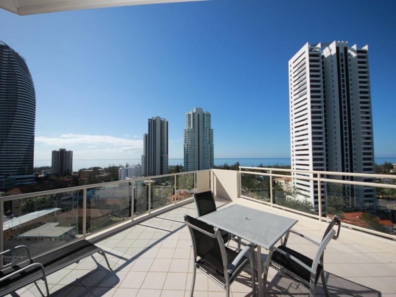 42 Surf Parade, Broadbeach QLD 4218