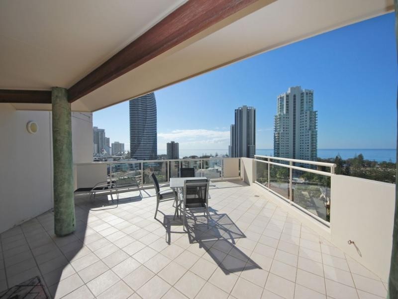 42 Surf Parade, Broadbeach QLD 4218