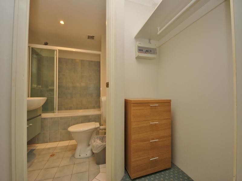 10 Alexandra Avenue, Mermaid Beach QLD 4218