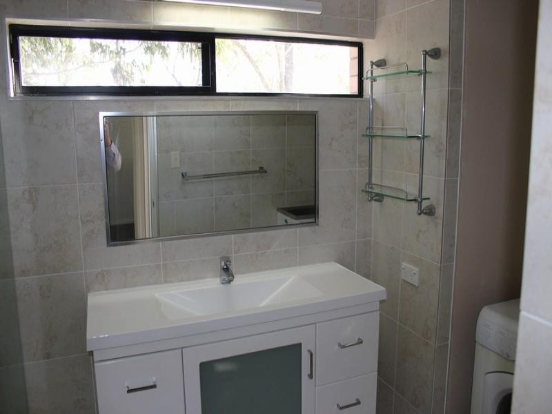 12/30 Holland Court, Broadbeach Waters QLD 4218