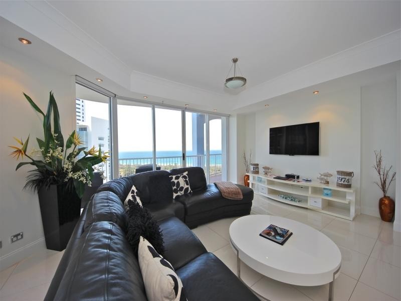 2633 GOLD COAST HIGHWAY, Broadbeach QLD 4218