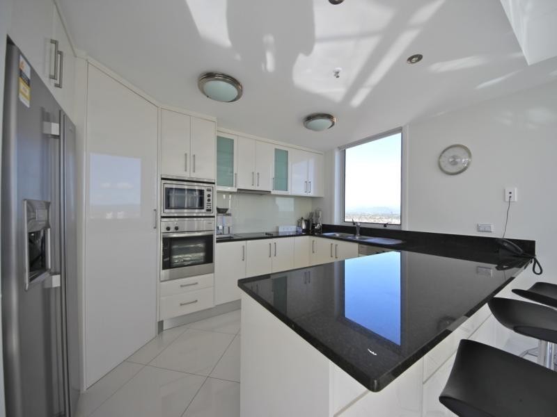 2633 GOLD COAST HIGHWAY, Broadbeach QLD 4218