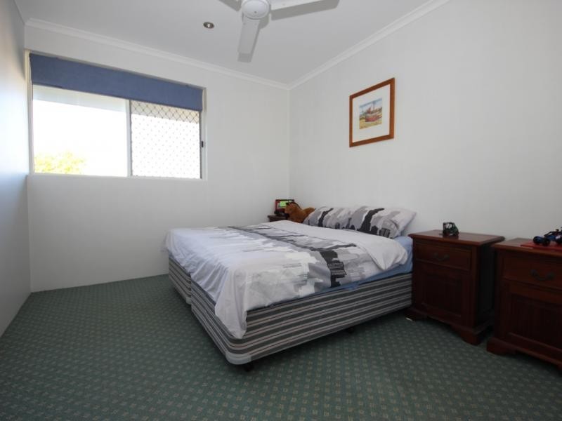 10 Alexandra Avenue, Mermaid Beach QLD 4218