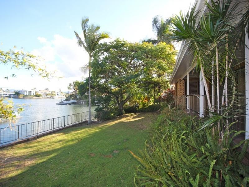 8 Rapallo, Surfers Paradise QLD 4217