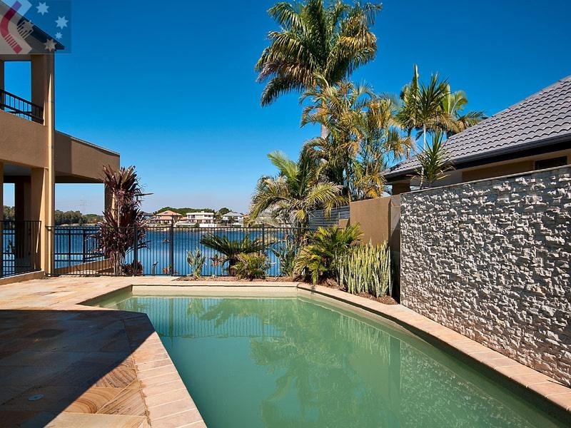 35 Cayman Drive, Clear Island Waters QLD 4226