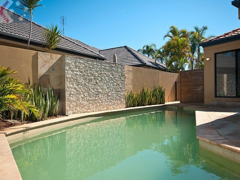 35 Cayman Drive, Clear Island Waters QLD 4226