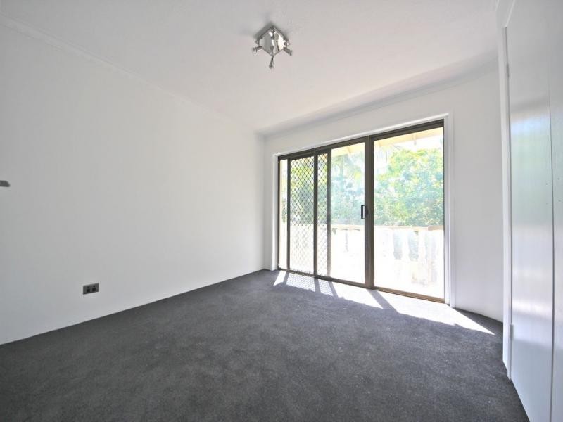 4/27 Second Avenue, Broadbeach QLD 4218