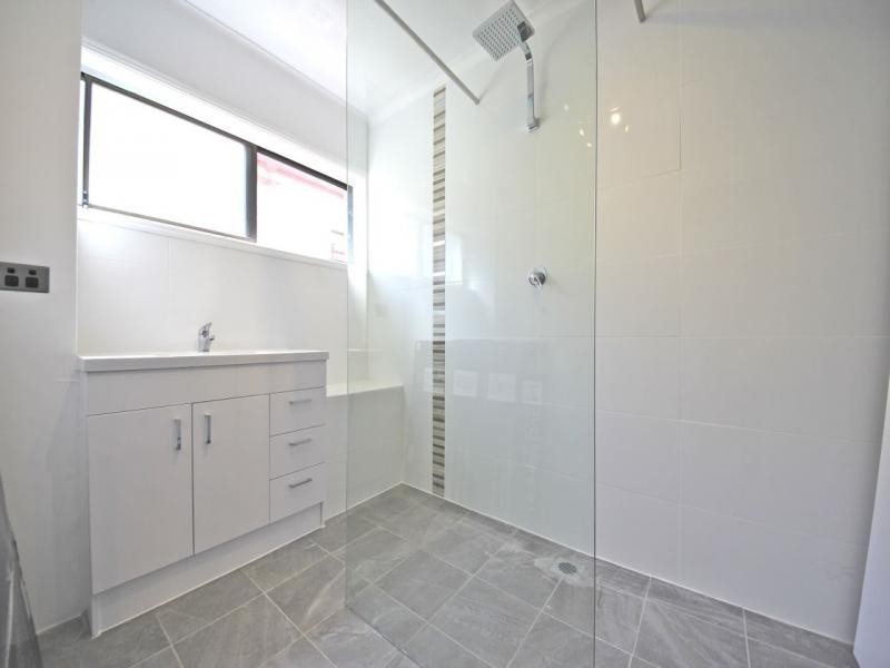 4/27 Second Avenue, Broadbeach QLD 4218