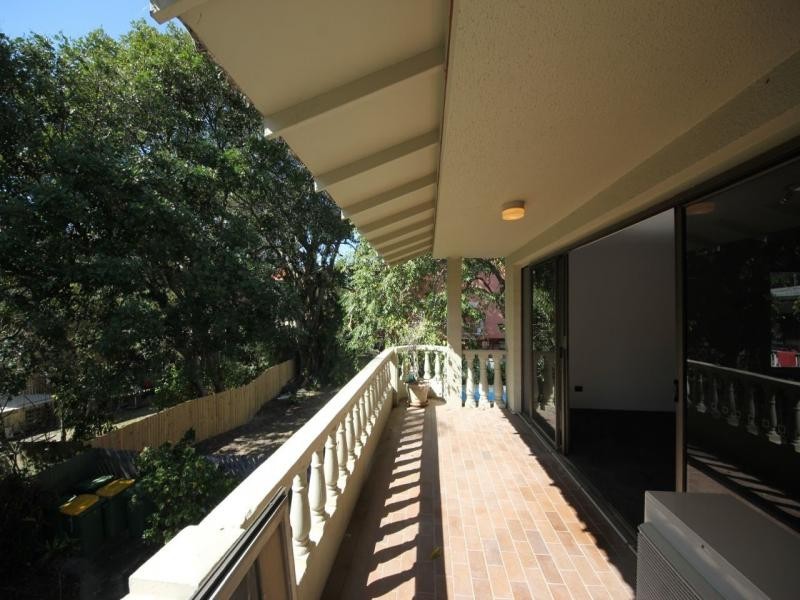 4/27 Second Avenue, Broadbeach QLD 4218