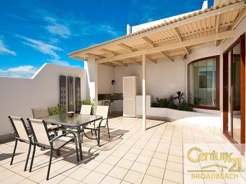 1402/42 Surf Parade, Broadbeach QLD 4218