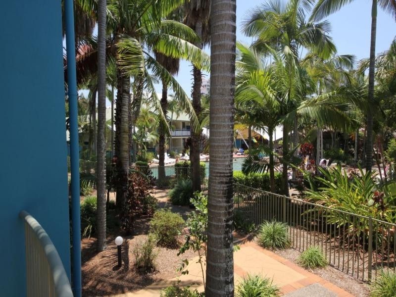 124/10-16 Alexandra Avenue, Broadbeach QLD 4218