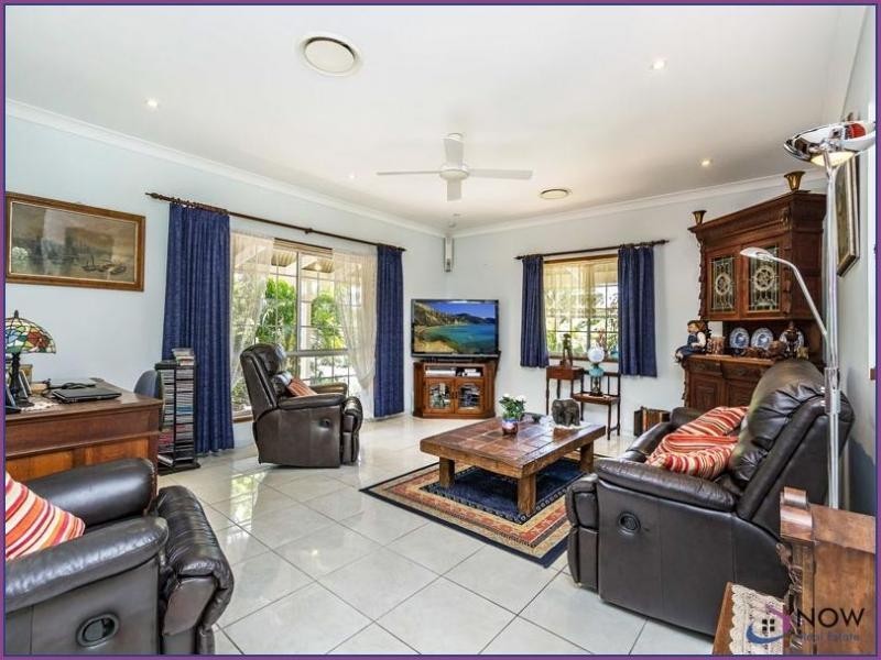 42 Captain Whish Ave, Morayfield QLD 4506