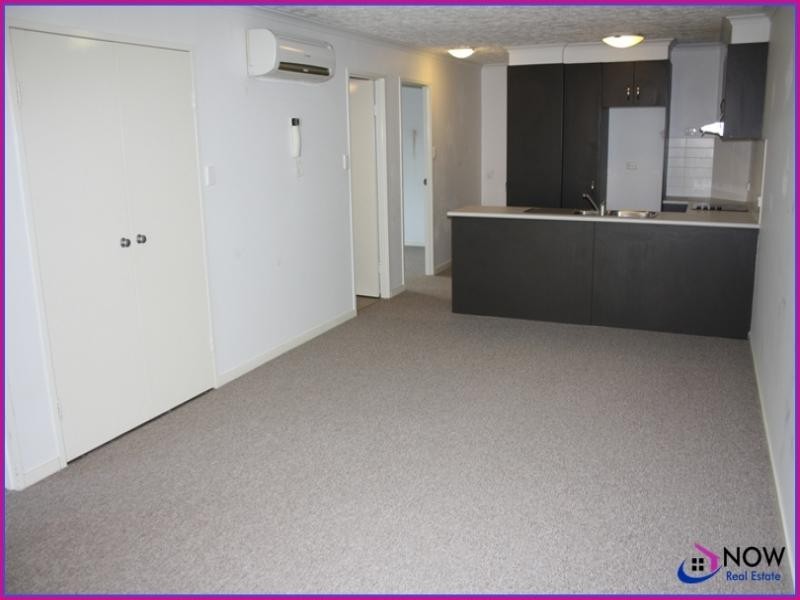 10/3-5 Short Street, Caboolture QLD 4510