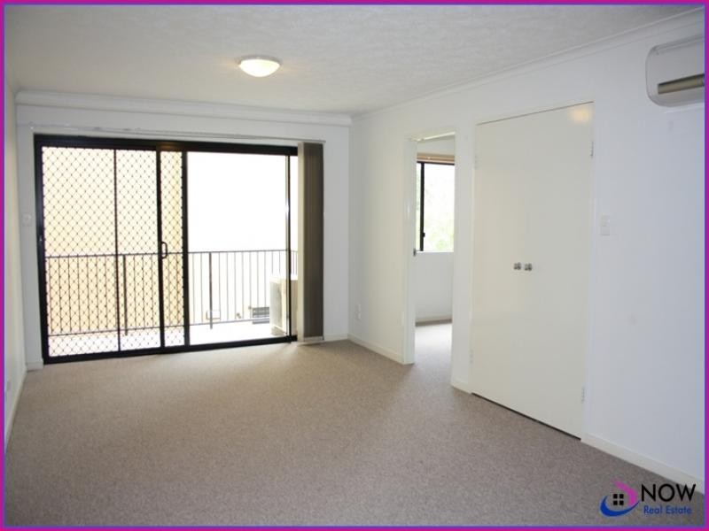 10/3-5 Short Street, Caboolture QLD 4510
